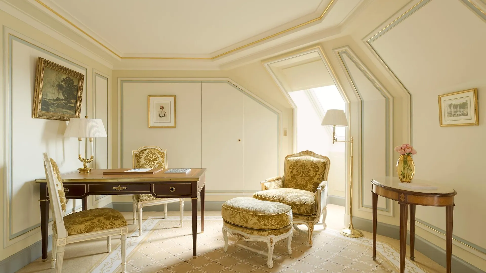 Hotell Ritz 5*